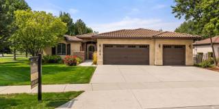 Luxury Furnished 4-Bedroom Home in Eagle's Bella Terra Neighborhood Gallery 3