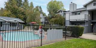 Sierra Oaks Apartments Gallery 10