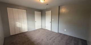 Beautiful 2 Bed 1.5 Bath Townhome AVAILABLE IMMEDIATELY! Gallery 12