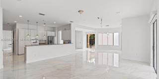 18794 SW 17th Ct Gallery 24