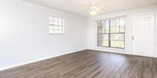 Cottage Court Gallery 13