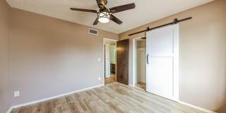 18422 N 30th Lane Gallery 43