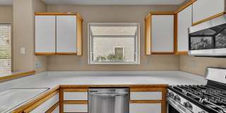 READY TO MOVE IN!!  Pristine Clean townhome in Sun City Summerlin! Gallery 26