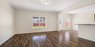 Attractive 4 Bedroom, 2.5 Bath, 2-Story Home in Manor! Gallery 10