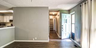 Lake DeSoto Area | Home |Unfurnished Gallery 13