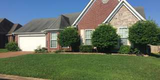 Charming Cordova home off Houston Levee. Huge fenced in back yard! Gallery 1