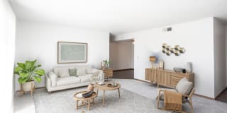 Windsor Heights Apartments Gallery 1