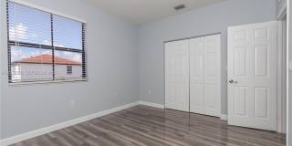 3364 W 103rd Ter Gallery 24