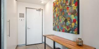 700 Washington Avenue N Gallery 4