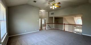 Bright home with big windows & open floorplan available in Circle C Ranch! Gallery 14