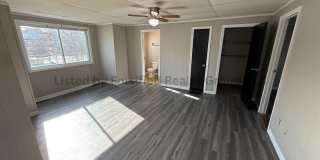 77 Massasoit St Gallery 6