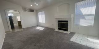 SUMMERLIN HOME WITH A SPARKLING POOL! Gallery 12