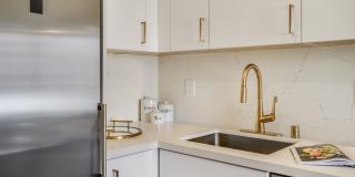 520 Grant Avenue Gallery 6