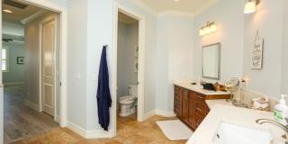***STUNNING POOL HOME***4BEDS / 4BATHS***GOLDEN SHORES***FURNISHED SEASONAL RENTAL*** Gallery 43