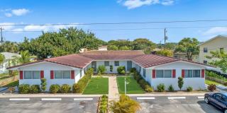 541 NE 44th Street unit: C Gallery 1