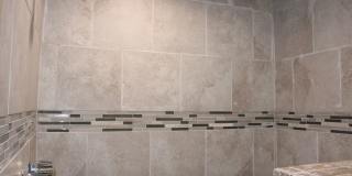 Newly Remodeled! Close to Tinker Gallery 17