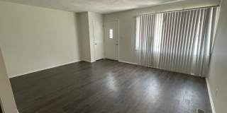 Spacious 3bed/1bath Gallery 3