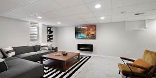 1795 Hazel Street Gallery 70