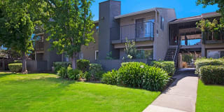 The Henley Apartment Homes Gallery 9