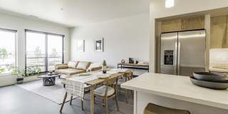 202 Railside Gallery 6