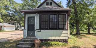 3200 5th St, 1 bedroom house Gallery 1
