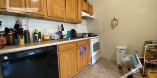 Charming 3 Bedroom- NO Broker FEE Gallery 3