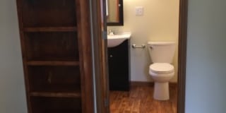 208 1/2 W Washington St - Unit A Gallery 6