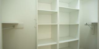 24512 Pat Place Gallery 24