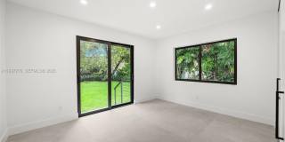 235 NE 91st St Gallery 23