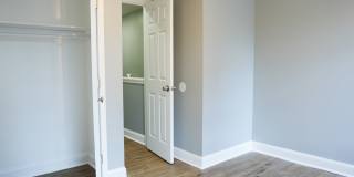 1615 N Spring St Gallery 12