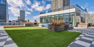 403 N Wabash Avenue Gallery 33
