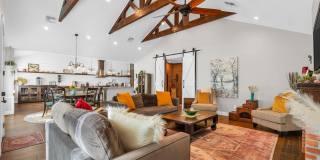 4402 E TURNEY Avenue Gallery 13