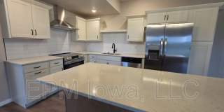 2311 Water Tower Place Gallery 3