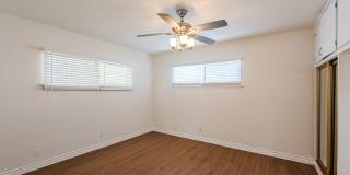 Charming 2-Bedroom Retreat in La Crescenta – Available Now! Gallery 11