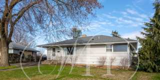 Spacious 5 Bedroom Home with Fenced Yard  Covered Parking Gallery 1