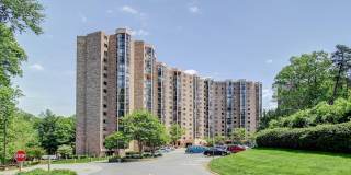 5901 MOUNT EAGLE Drive Gallery 37
