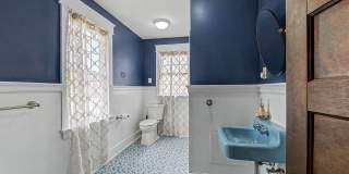 615 Shore Road Gallery 25