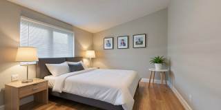 13426 Tyringham St Gallery 16