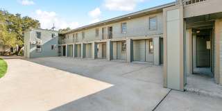 Studio for Rent! Gallery 11