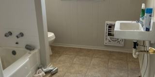 2818 27th Street Gallery 2