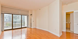 1322 S Prairie Avenue Gallery 6