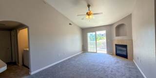Top-Floor Condo with Vaulted Ceilings, Mountain Views & Garage in Cherry Creek Schools Top-Floor Condo with Vaulted Ceilings, Mountain Views & Garage in Cherry Creek Schools Gallery 5