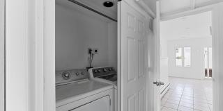 297 Highland Avenue Gallery 21