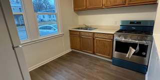 35 Riley Manor Gallery 1