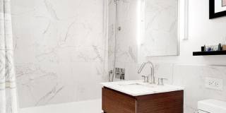 325 LEXINGTON Avenue Gallery 2