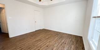 Charming 3-Bedroom, 2-Bath Home with Rocking Chair Front Porch Gallery 18
