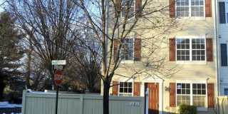 121 Whitestone Way Gallery 1