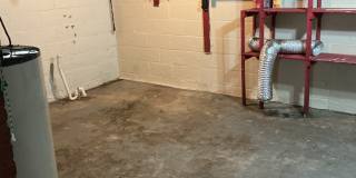 102 Hunt Ave Gallery 21