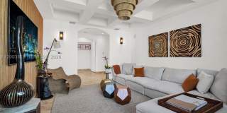 2143 N Bay Rd Gallery 24