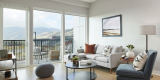 Epoque Golden Gallery 1